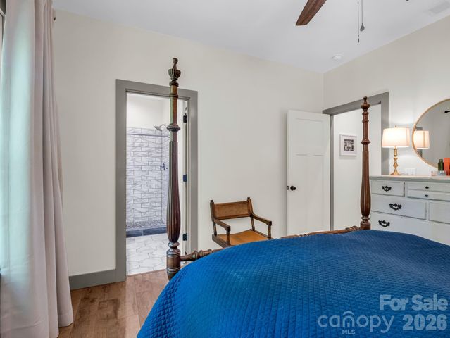 135 Half Moon Lane, Brevard, NC 28712
