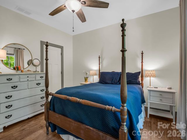 135 Half Moon Lane, Brevard, NC 28712