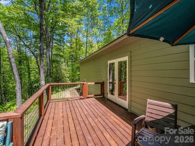 135 Half Moon Lane, Brevard, NC 28712