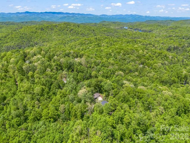 135 Half Moon Lane, Brevard, NC 28712