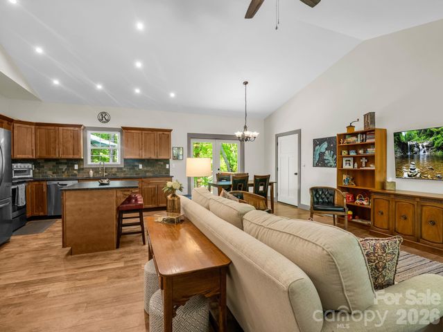 135 Half Moon Lane, Brevard, NC 28712