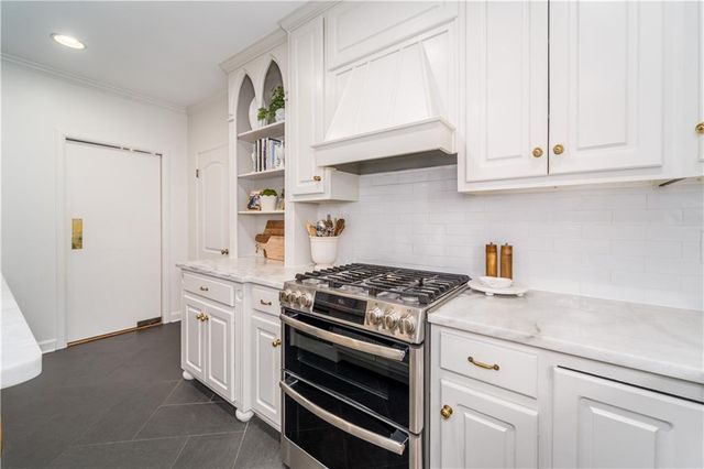 1500 Saint Marys Drive, Waycross, GA 31501