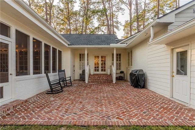 1500 Saint Marys Drive, Waycross, GA 31501