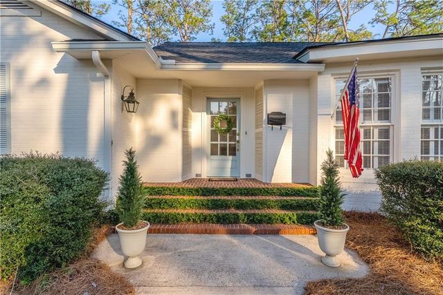 1500 Saint Marys Drive, Waycross, GA 31501