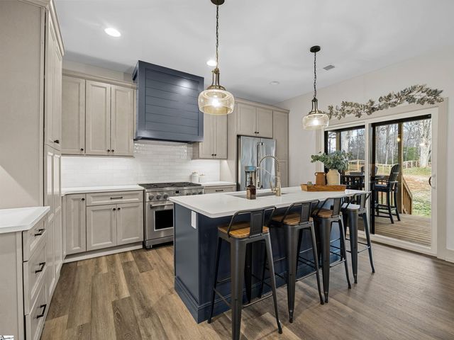 2355 Mays Bridge Road, Greer, SC 29651