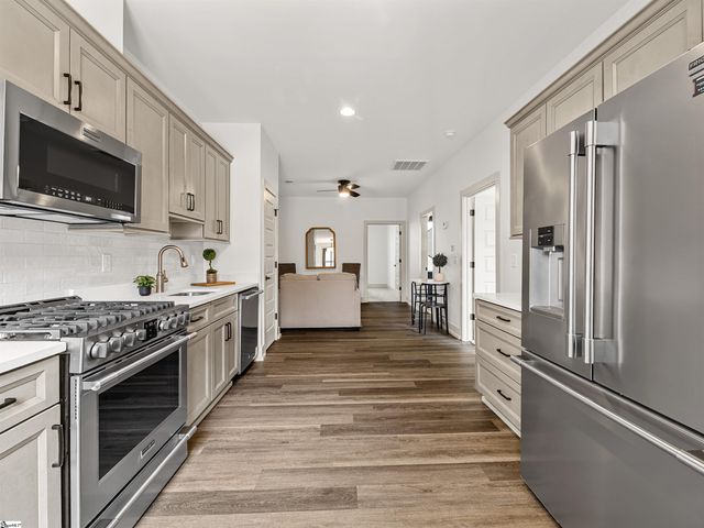 2355 Mays Bridge Road, Greer, SC 29651