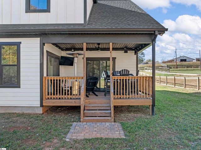 2355 Mays Bridge Road, Greer, SC 29651