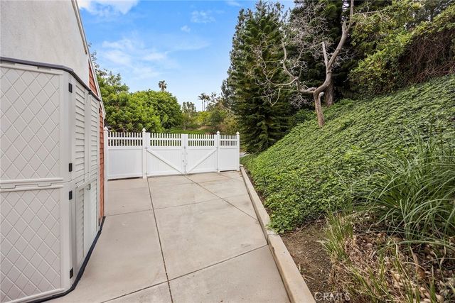 525 S Andover, Anaheim Hills, CA 92807