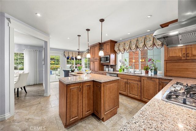 525 S Andover, Anaheim Hills, CA 92807