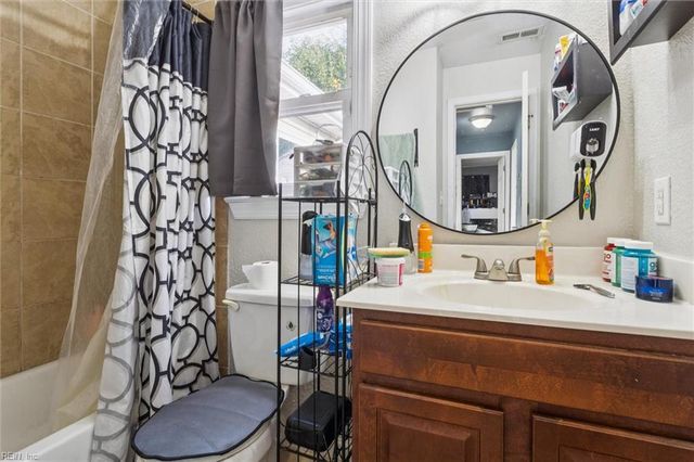 527 Ashlawn DR, Norfolk, VA 23505