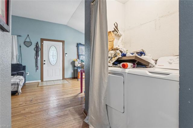 527 Ashlawn DR, Norfolk, VA 23505