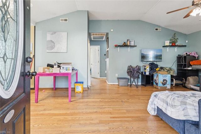 527 Ashlawn DR, Norfolk, VA 23505