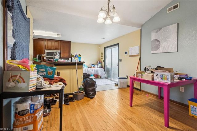 527 Ashlawn DR, Norfolk, VA 23505