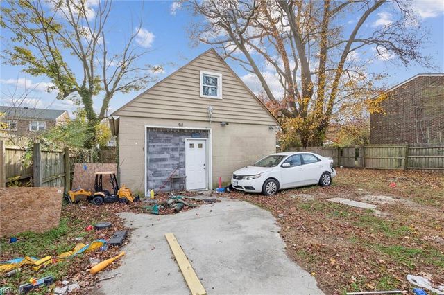 527 Ashlawn DR, Norfolk, VA 23505