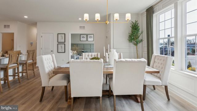 101 DELHAAS CIR, Bristol, PA 19007