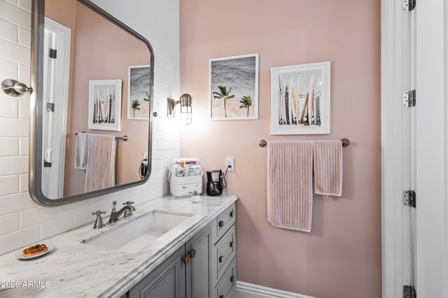 9290 E THOMPSON PEAK Parkway 102, Scottsdale, AZ 85255