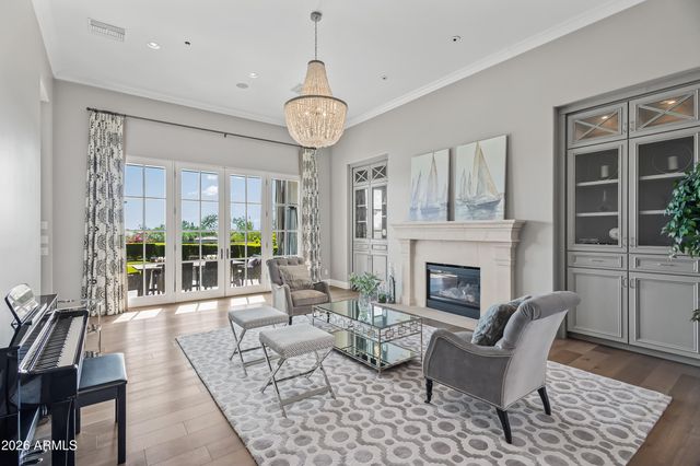 9290 E THOMPSON PEAK Parkway 102, Scottsdale, AZ 85255