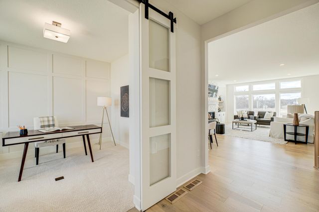 14415 49th Street N, Stillwater, MN 55082