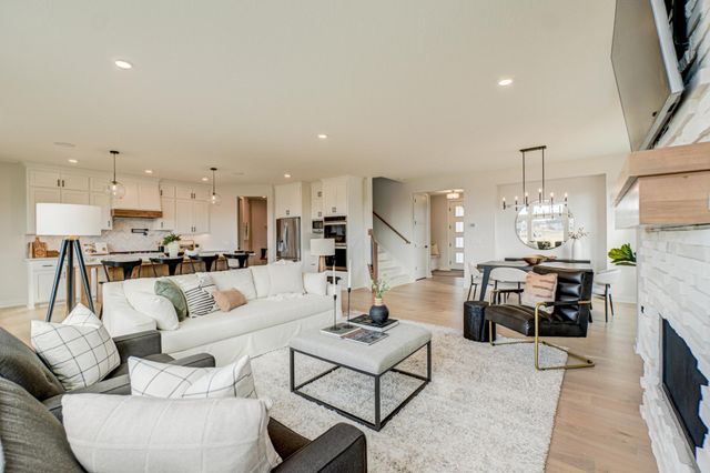 14415 49th Street N, Stillwater, MN 55082