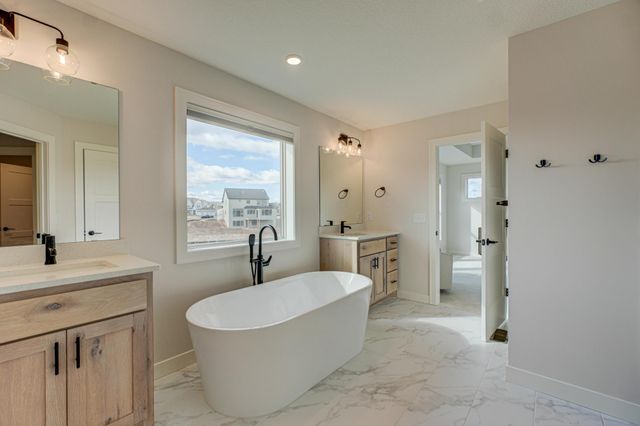 14415 49th Street N, Stillwater, MN 55082