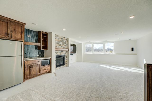 14415 49th Street N, Stillwater, MN 55082