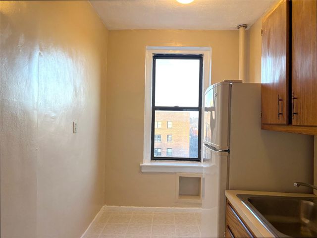 531 E Lincoln Avenue 6N, Mount Vernon, NY 10552