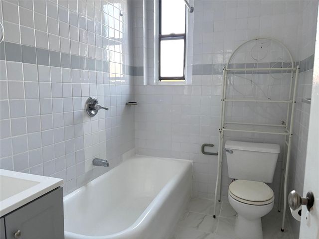 531 E Lincoln Avenue 6N, Mount Vernon, NY 10552