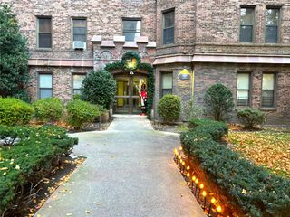 531 E Lincoln Avenue 6N, Mount Vernon, NY 10552