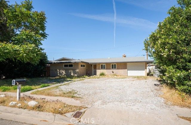9116 G Avenue, Hesperia, CA 92345