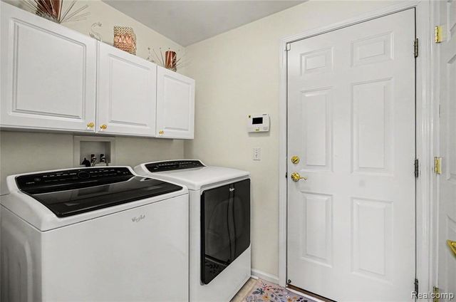 7316 N Central Park, Utica, MI 48317