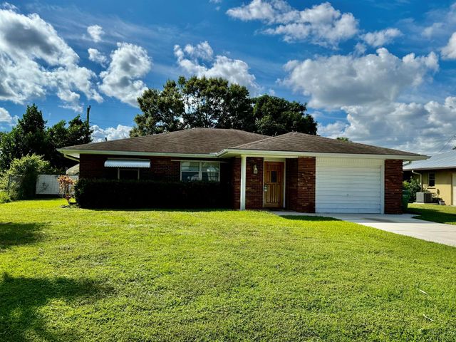 612 N Coconut Avenue N, Port St Lucie, FL 34952