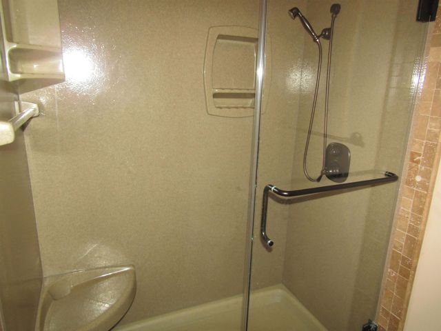 712 Colonial Ct., Salina, KS 67401