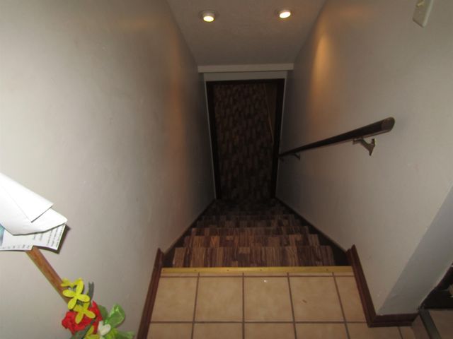 712 Colonial Ct., Salina, KS 67401