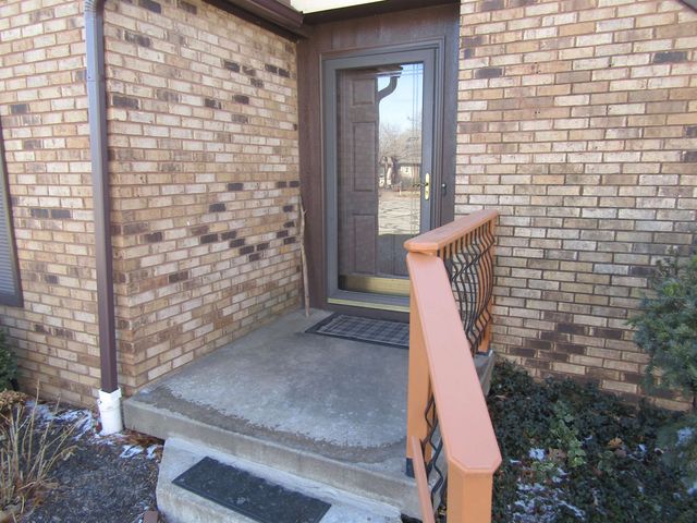 712 Colonial Ct., Salina, KS 67401