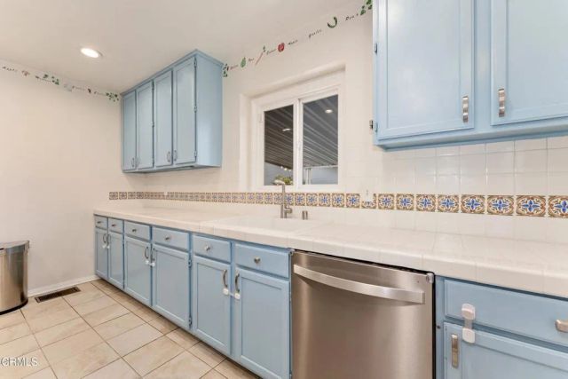 2254 Queensberry Road, Pasadena, CA 91104