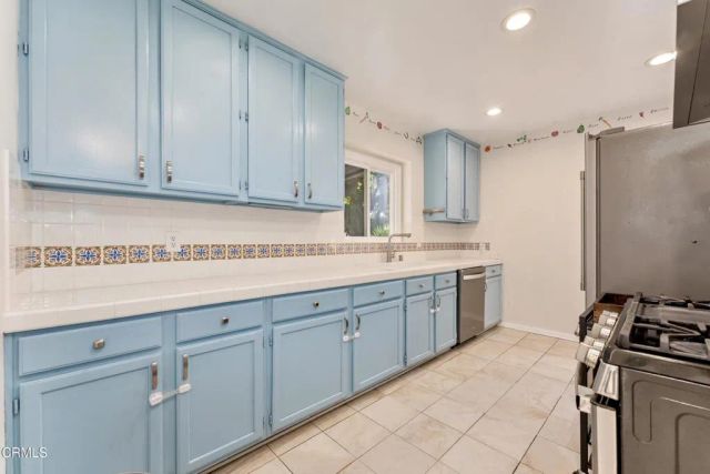 2254 Queensberry Road, Pasadena, CA 91104
