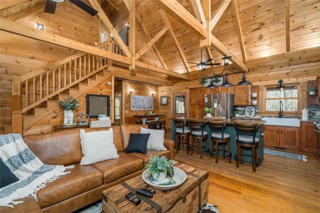 161 Finncannon Drive, Ellijay, GA 30536