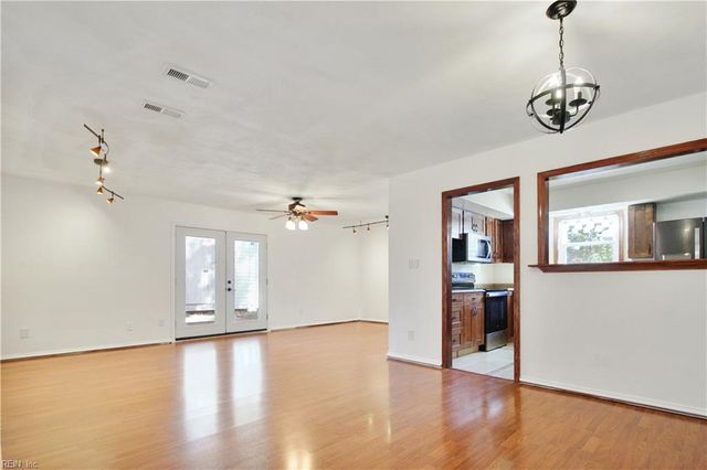 2904 Bamberg PL, Virginia Beach, VA 23453