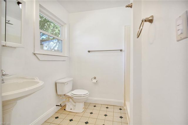 2904 Bamberg PL, Virginia Beach, VA 23453