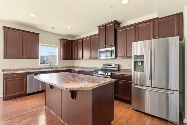 3001 Pointe View, Adams Twp, PA 16046