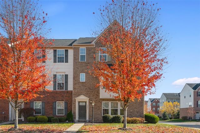 3001 Pointe View, Adams Twp, PA 16046