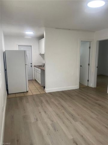 3033 2nd ST 1, Fort Myers, FL 33916