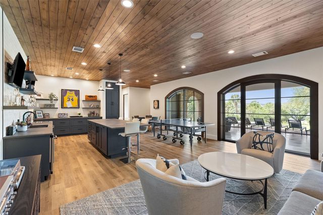 16714 Forest WAY, Austin, TX 78734