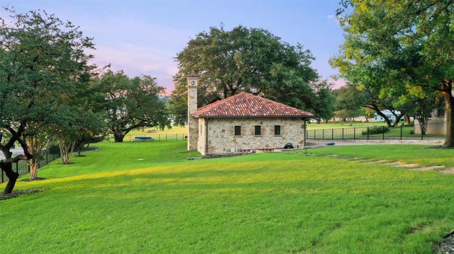 16714 Forest WAY, Austin, TX 78734
