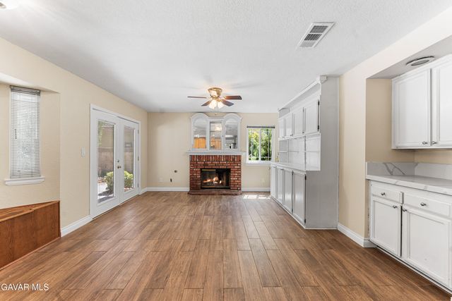 42910 Burlwood Drive, Lancaster, CA 93536
