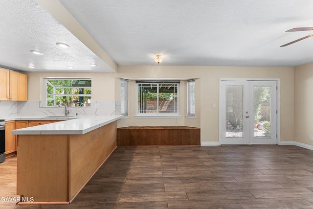 42910 Burlwood Drive, Lancaster, CA 93536