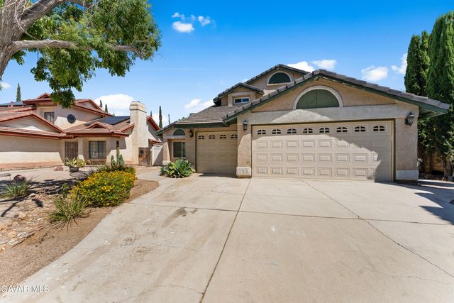 42910 Burlwood Drive, Lancaster, CA 93536