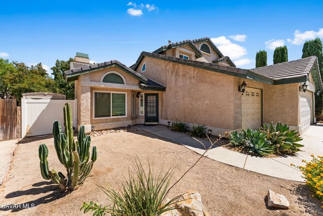 42910 Burlwood Drive, Lancaster, CA 93536