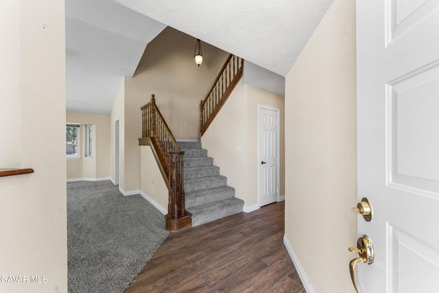 42910 Burlwood Drive, Lancaster, CA 93536