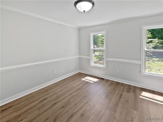 8330 Lyndale Dr, North Chesterfield, VA 23235